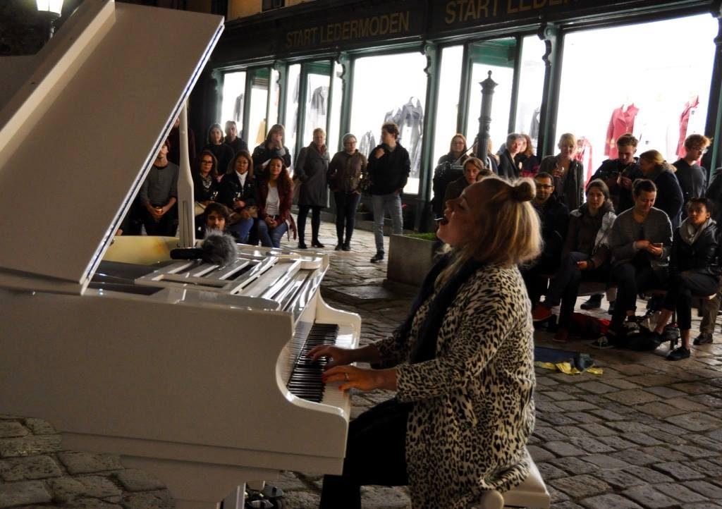 Open Piano for Refugees 09 2017 Lylit