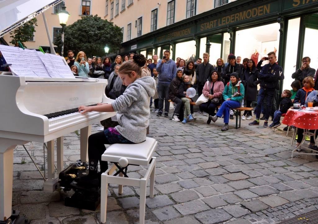Open Piano for Refugees 2017 Soley Blümel