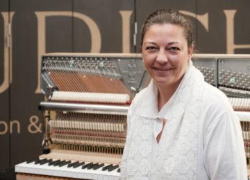 Viola Stepanik